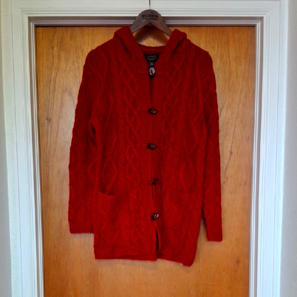 Icelandic Design Hoodie Cardigan